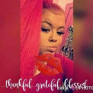 Meet your Posher, Elisha marie